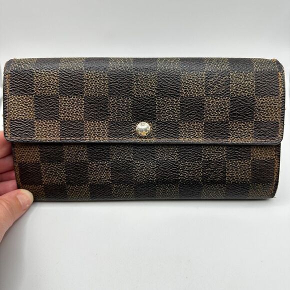 Pre-loved Authentic Louis Vuitton Damier Ebene Sarah Wallet  *See Notes* - Picture 1 of 16